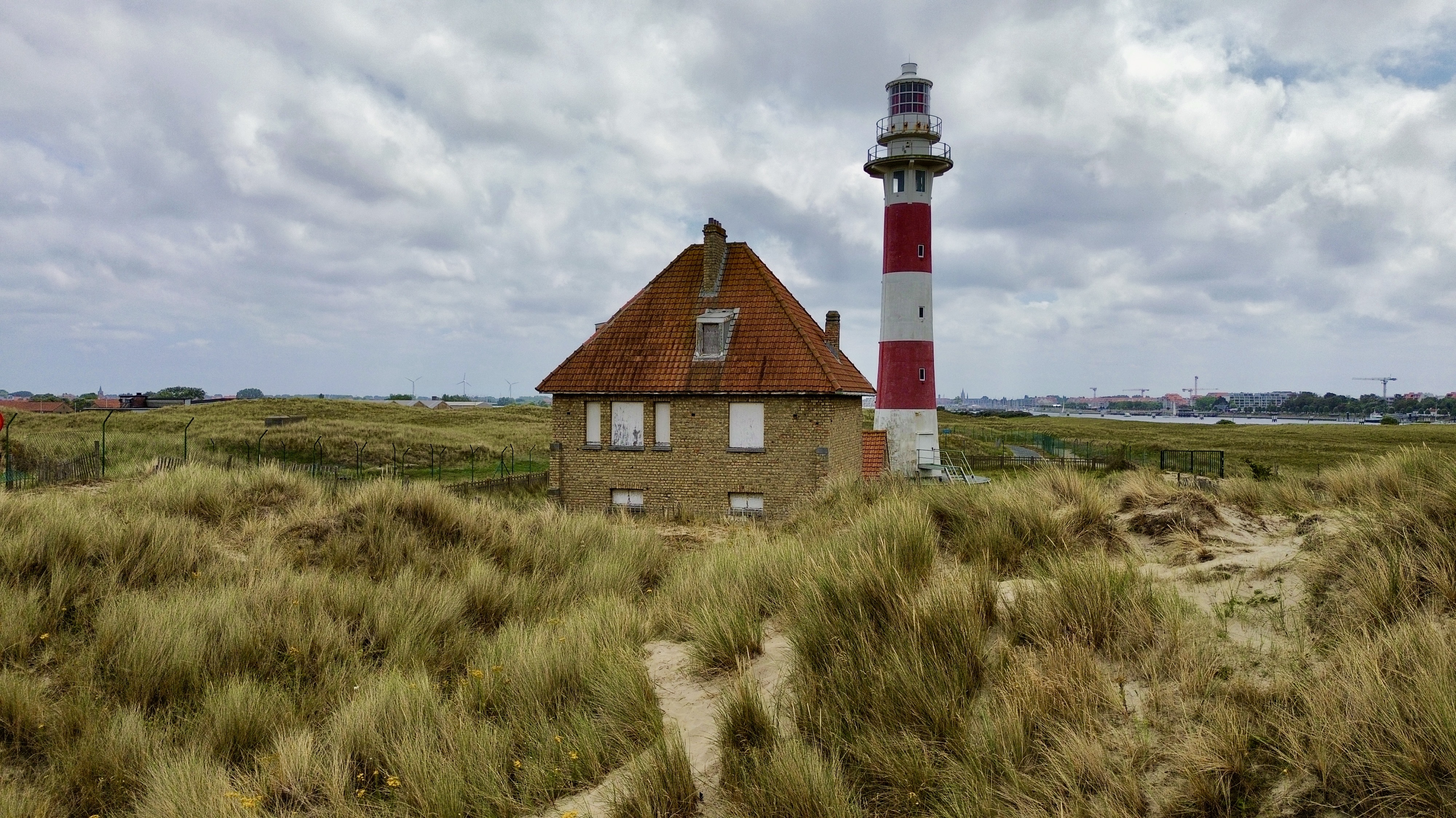 Nieuwpoort lighthouse